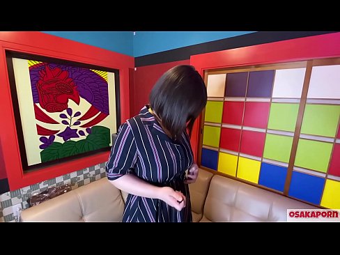 ❤️ Cutie Japanese nwere nnukwu nnụnnụ tit na-eji ihe ụmụaka egwuri egwu na-enwe mmekọahụ na-emetọ onwe ya ma nwee orgasm. Ọ na-ekwu na N'ajụjụ ọnụ banyere ya iberibe ahụmahụ. Nnukwu nnụnnụ tit na ọtụ ntutu na-asụ ude nke ukwuu. Osakaporn ❤️❌ Anal video