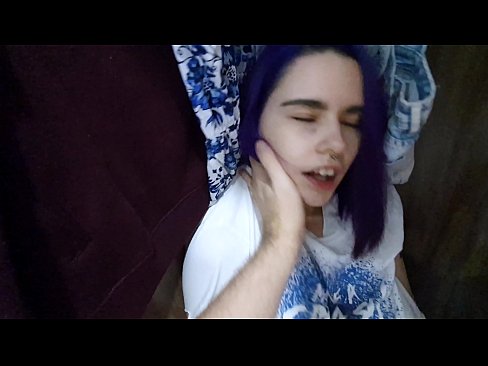 ❤️ Achọtara nwanne m nwanyị na kọbọd ma nyere ya aka ❤️❌ Anal video